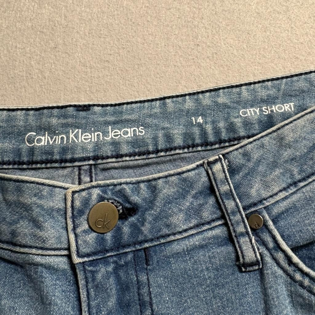 Calvin Klein Jeans Womens City Short Denim Bermuda Shorts Size 14 Blue Stretch