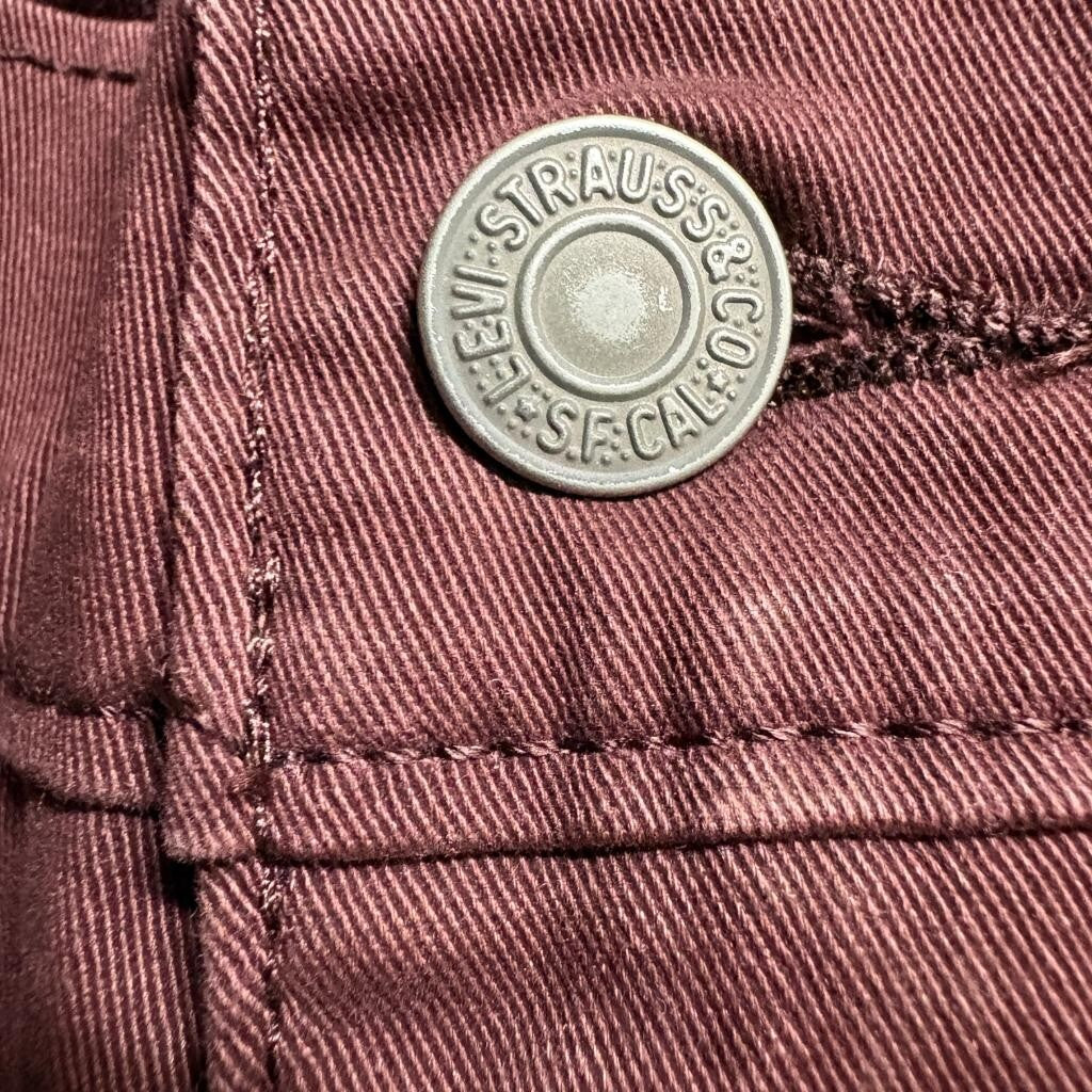 Levis 541 Athletic Taper Jeans Mens 33x32 Burgundy Maroon All Seasons Tech