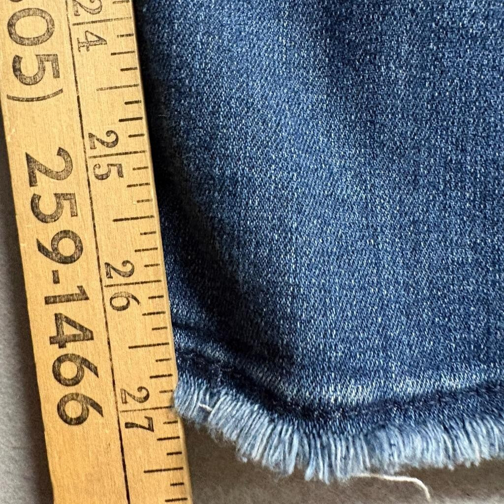 Democracy Ab Technology Crop Straight Jeans Womens Size 2 Blue Denim Fray Hem