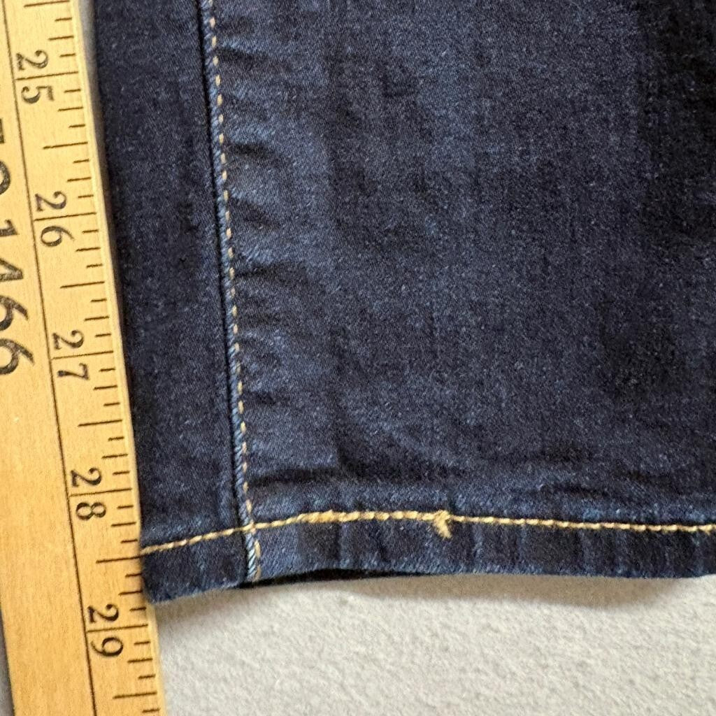 Levis 711 Skinny Jeans Womens 27x30 Dark Wash Blue Denim Mid Rise Stretch
