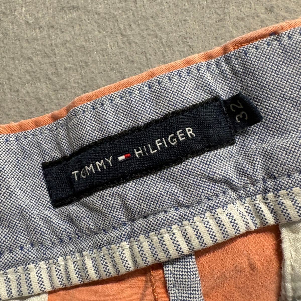 Tommy Hilfiger Mens Chino Shorts Size 32 Coral Peach Pink Flat Front Stretch