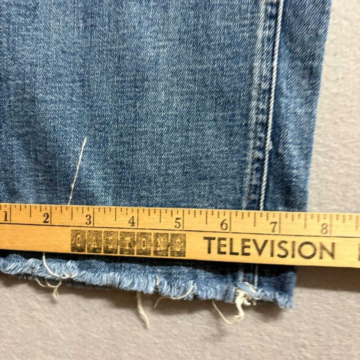 Sound Style Jeans Womens Size 6 Blue Denim Button Fly Raw Hem Straight Leg