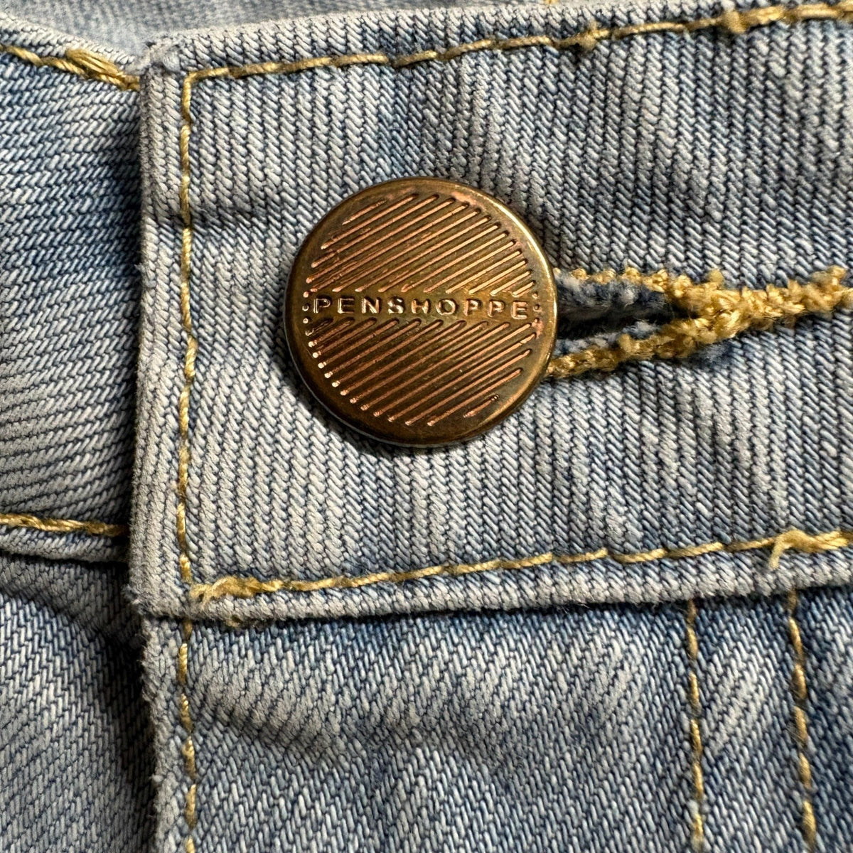 Penshoppe Denimlab Fluid Jeans Womens Small Light Wash Distressed Raw Hem Cotton