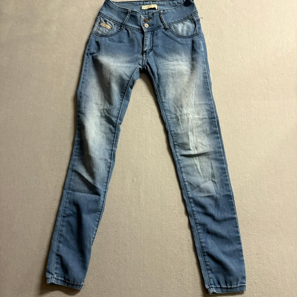 Bershka BSK Denim Collection Skinny Jeans Womens Size 26 Blue Stretch Low Rise