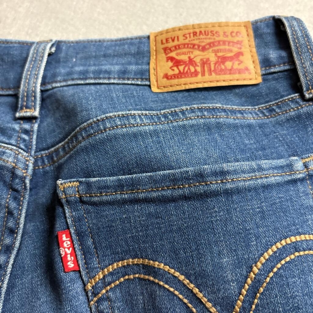 Levis 535 Super Skinny Jeans Womens 28 Distressed Ripped Knee Medium Wash Denim