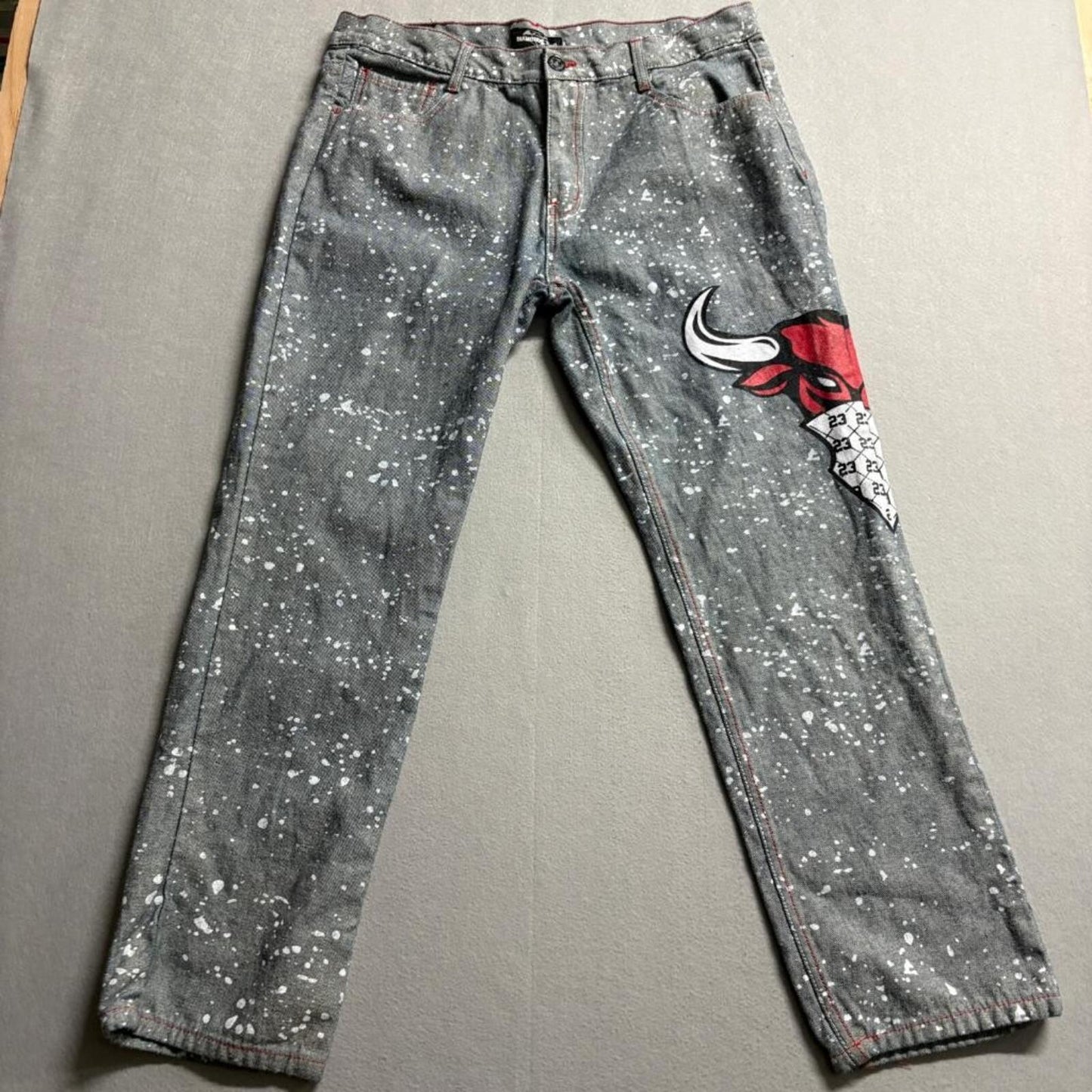 Diamond Stash Mens Jeans Size 40 Gray Acid Bleach Splatter Bull 23 Graphic Denim
