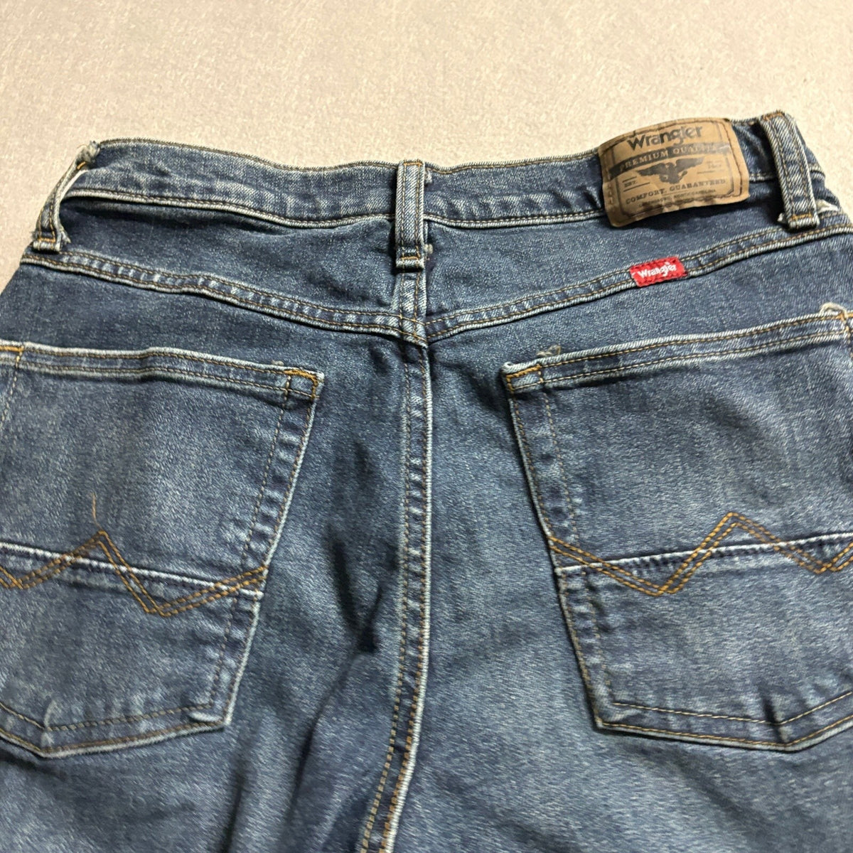 Wrangler Athletic Fit Denim Jeans Mens 29x30 Medium Wash Stretch Blue Denim