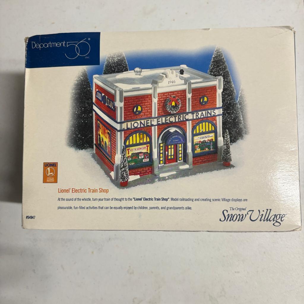 Department 56 Snow Village Lionel Electric Train Shop 54947 Christmas House Box