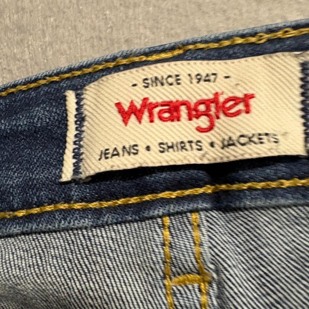 Wrangler High Rise Kick Flare Jeans Womens 20W Blue Denim Stretch Cuffed Crop