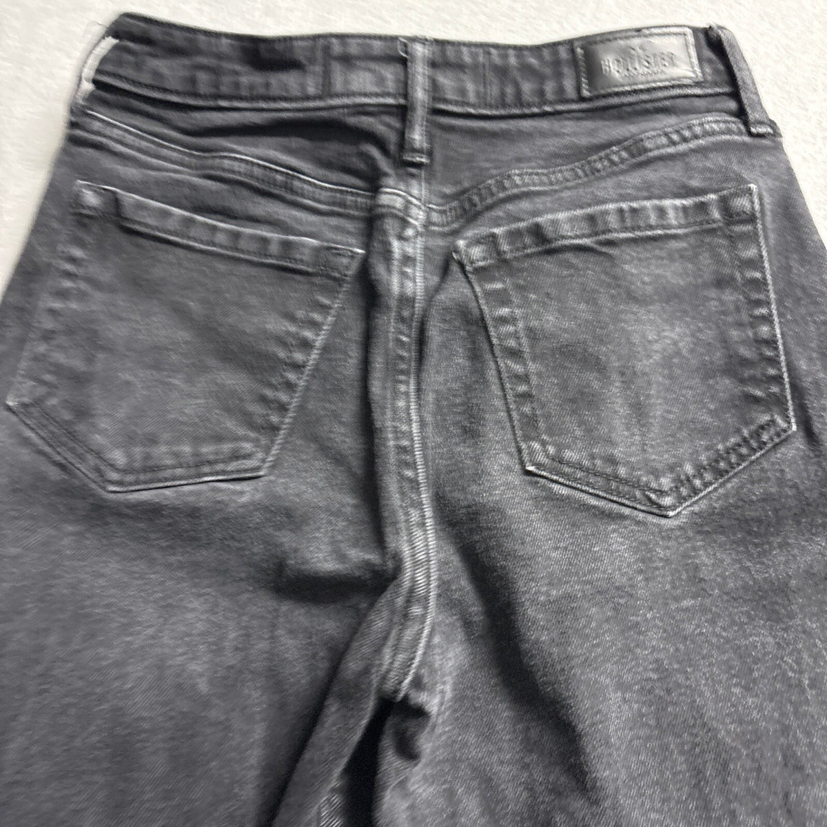 Hollister Ultra High Rise Mom Jeans Womens 1S W25 L25 Black Raw Hem Stretch