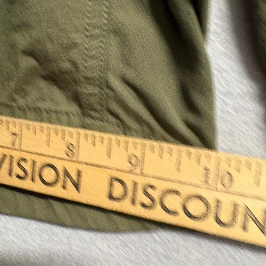 REI Co-op Sahara Cargo Shorts Womens Size 8 Green Nylon Spandex Hiking Outdoor