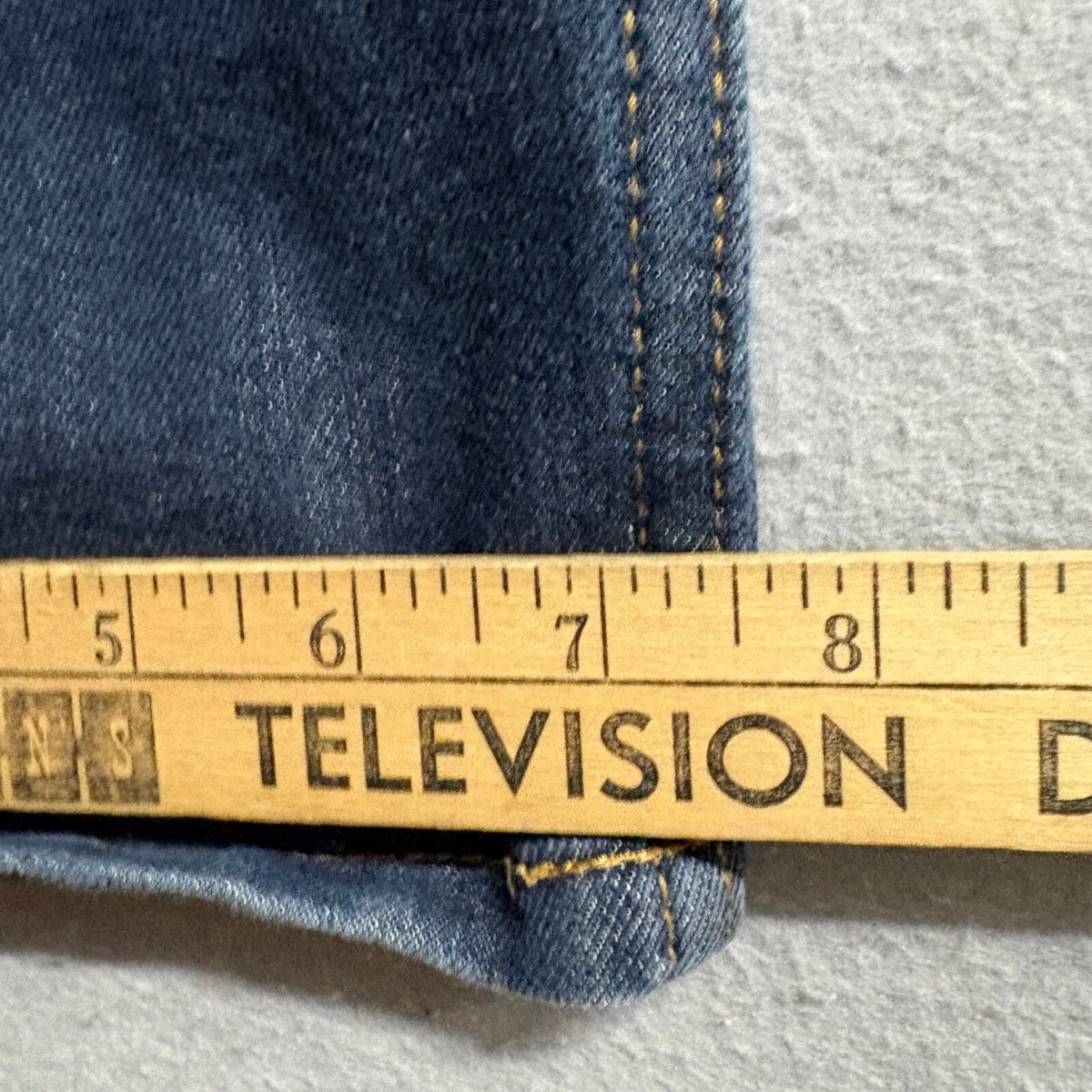 Levis 514 Straight Jeans Boys Size 16 Reg W28 L28 Dark Wash Blue Denim