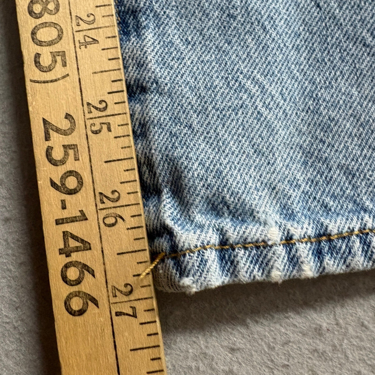 PacSun Mom Jeans Size 28 Light Wash High Rise Straight Leg 100% Cotton Denim