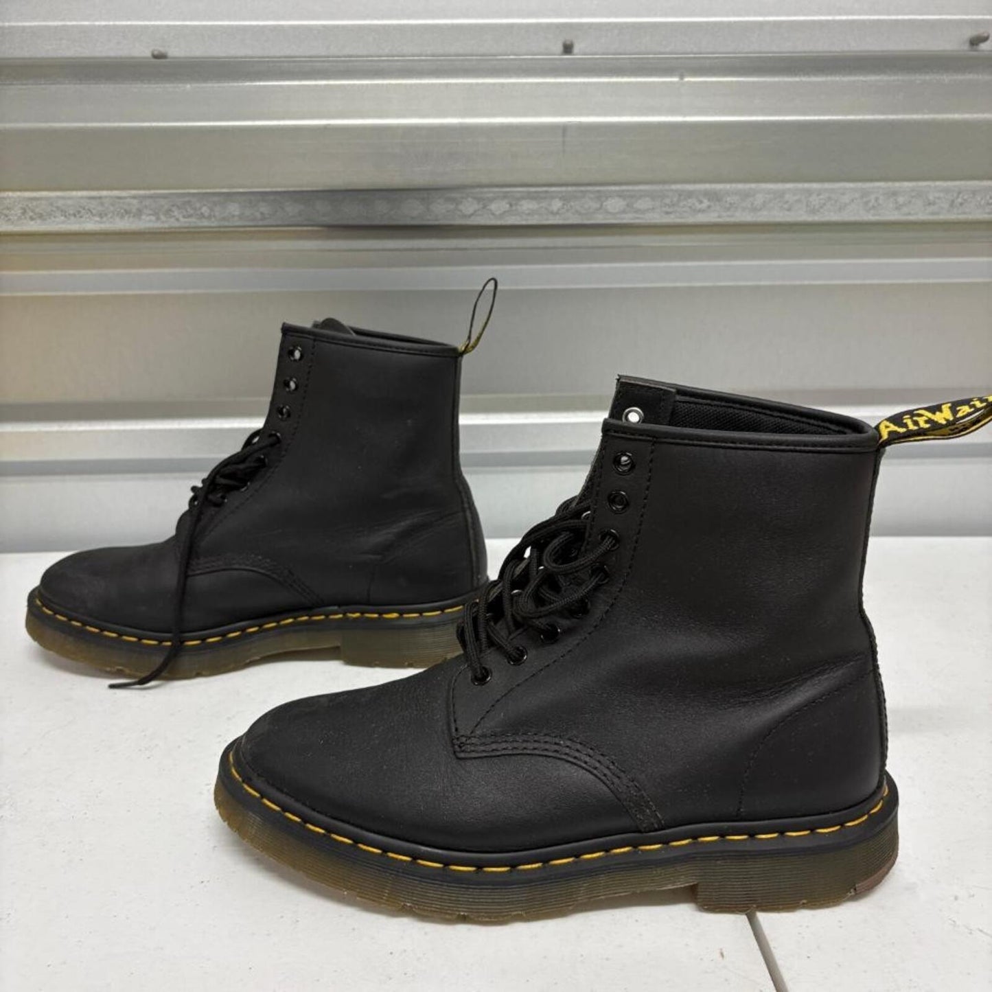 Dr Martens Amwell SR Black Leather Work Boots Womens 11 Mens 10 Slip Resistant