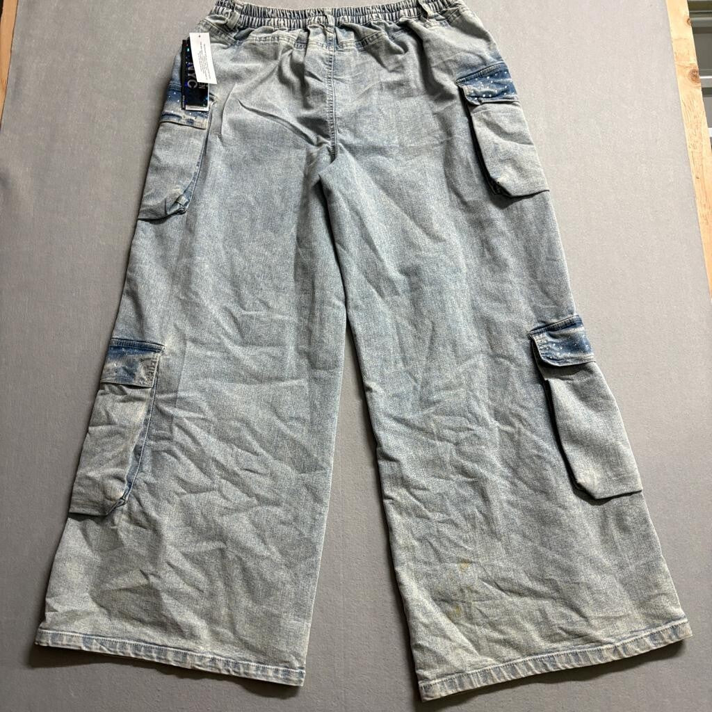 Madden NYC Wide Leg Cargo Jeans Womens XL 16-18 Rhinestone Blue Denim New