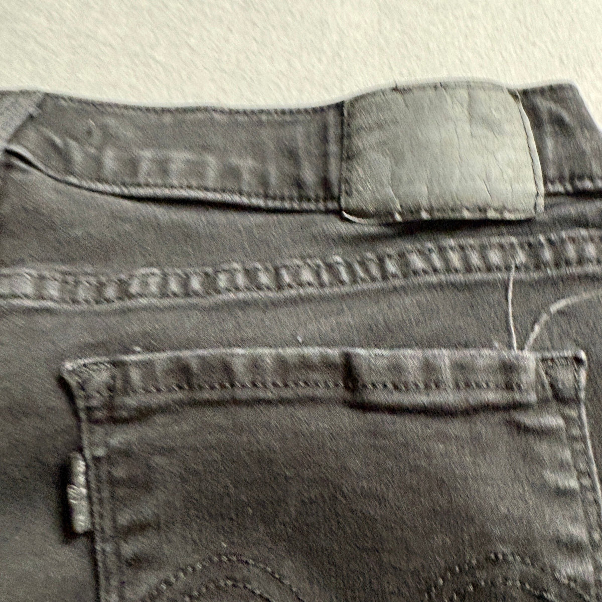 Levi's Classic Skinny Jeans Womens 12M Black Denim Stretch Pants W31 L30