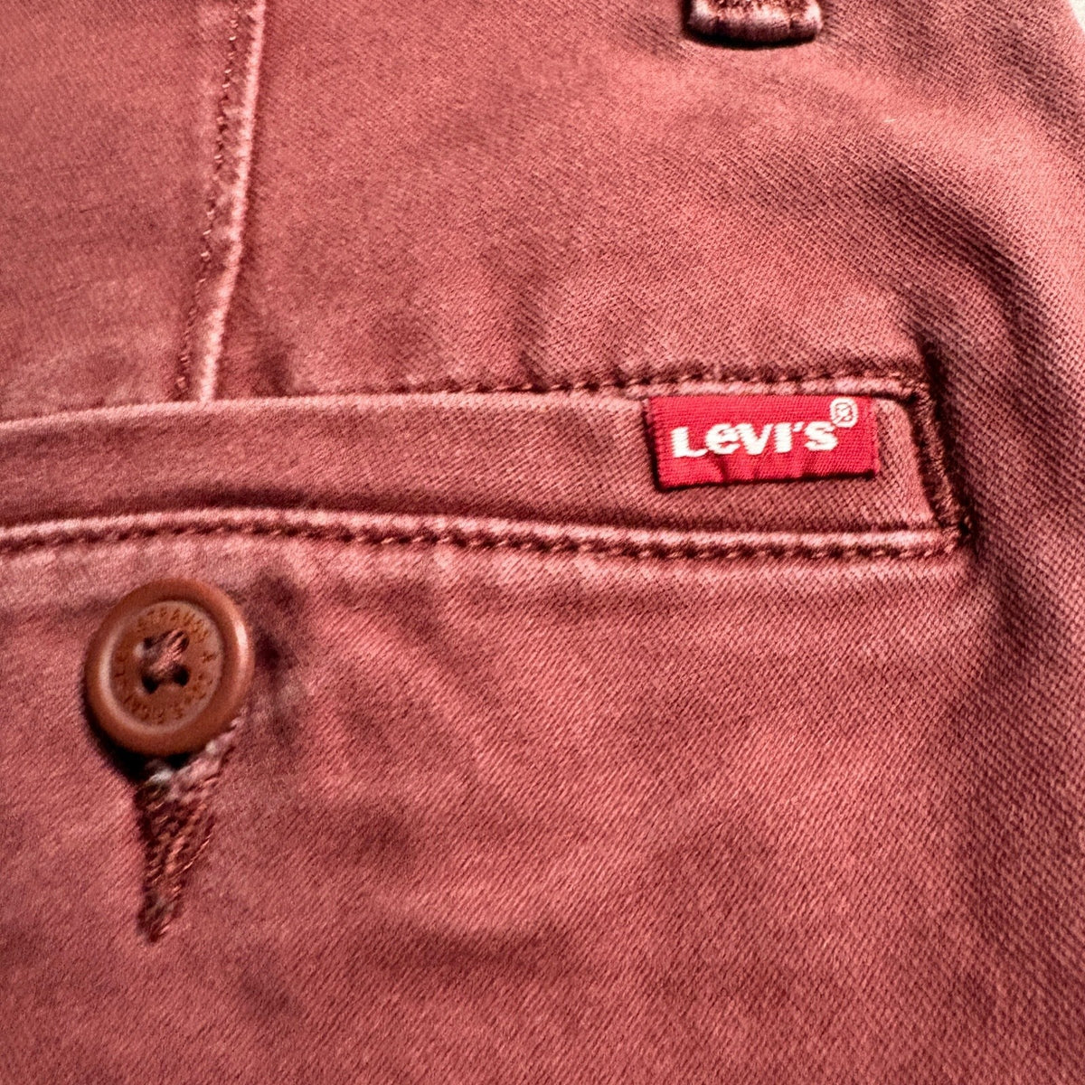 Levis XX Chino Relaxed Taper Pants Mens 32x29 Red Burgundy Cotton Stretch
