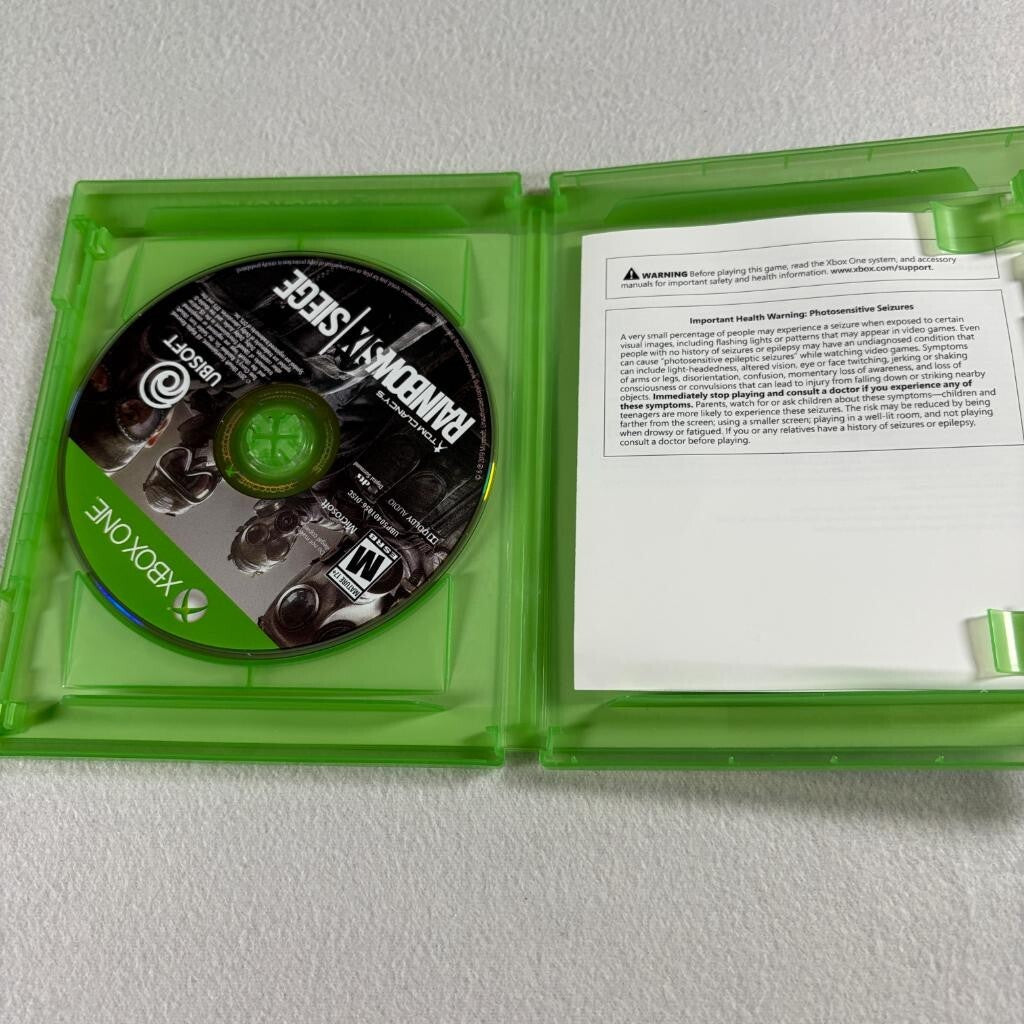 Tom Clancy's Rainbow Six Siege Xbox One Greatest Hits Case and Disc CIB