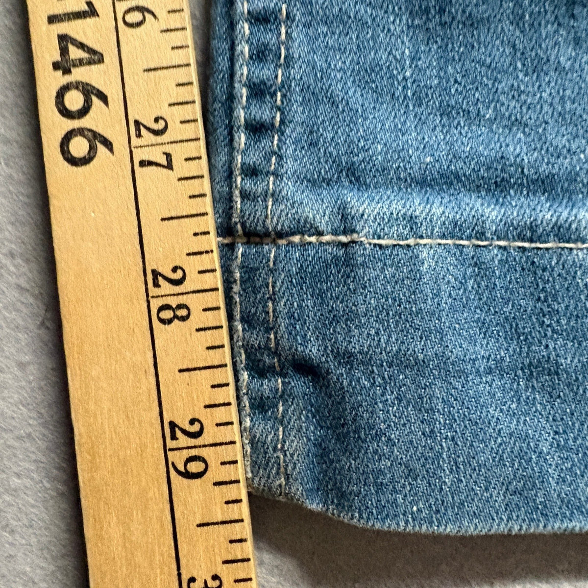 Kimes Ranch Lola Jeans Womens Size 4x30 Blue Flare Leg Stretch Western Denim USA