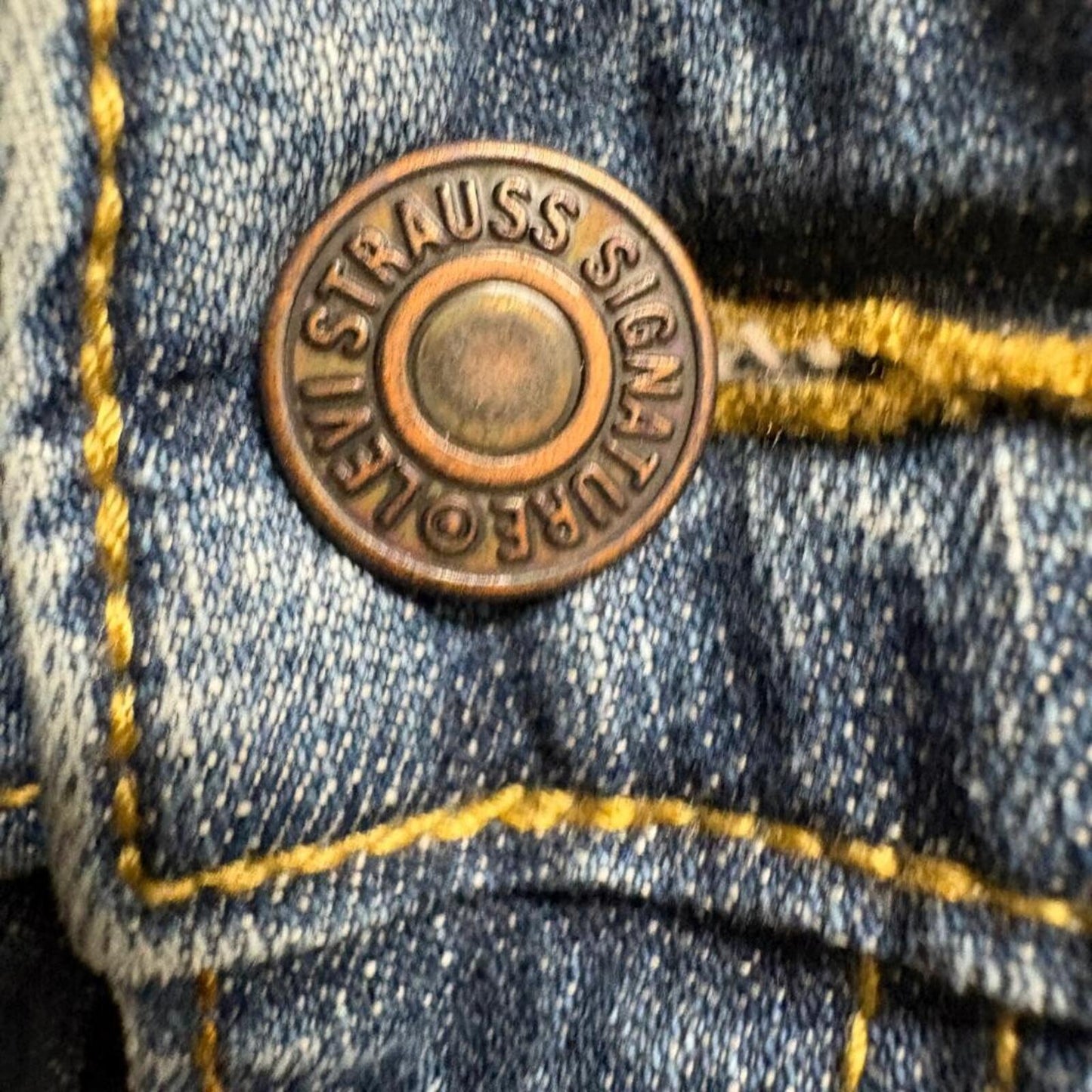 Signature by Levi Strauss Women's Bootcut Jeans Size 12 M Blue Denim Stretch