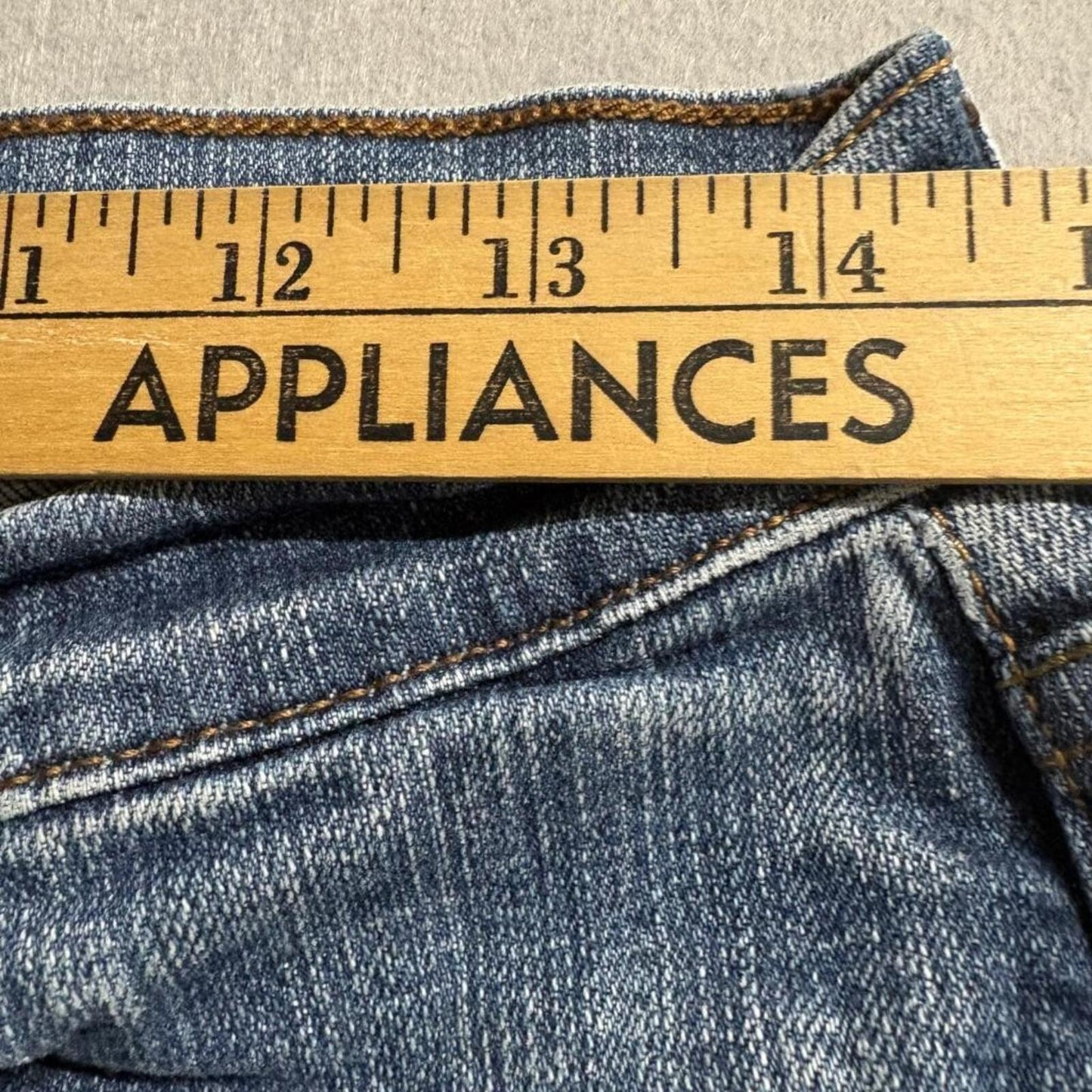 Levis 515 Bootcut Jeans Womens 10M Blue Denim Stretch Mid Rise Medium Wash
