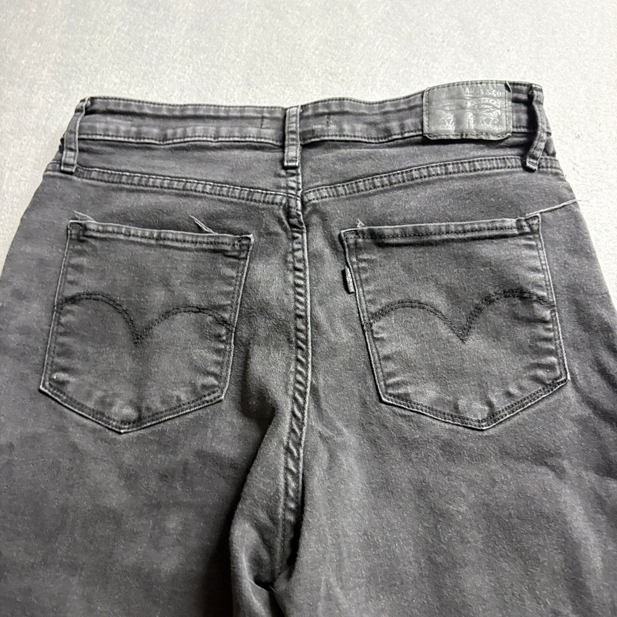 Levi's 721 High Rise Skinny Jeans Womens 31 Black Stretch Denim Pants