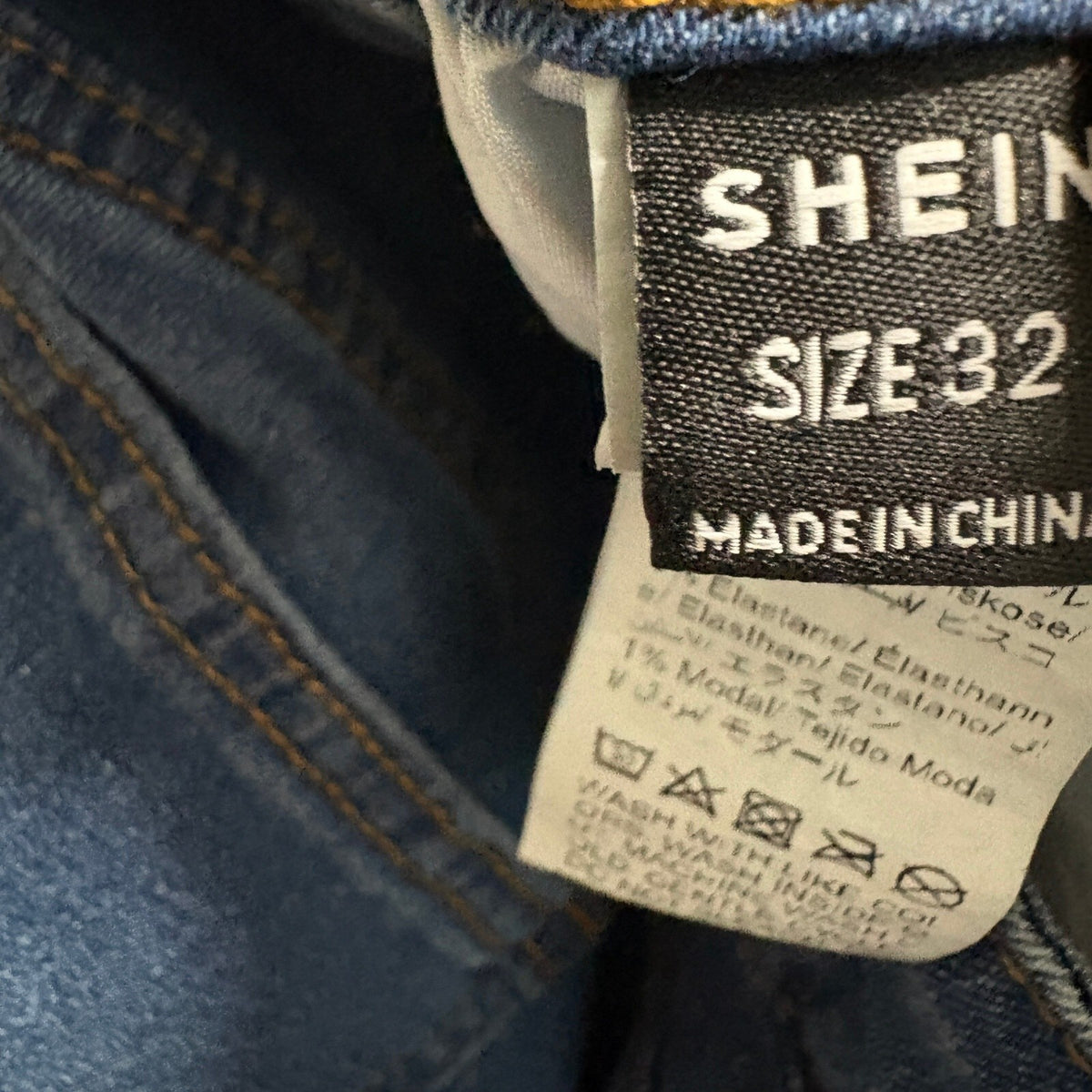 Shein Womens Flare Jeans Size 32 Medium Wash Blue Denim Stretch Bell Bottoms