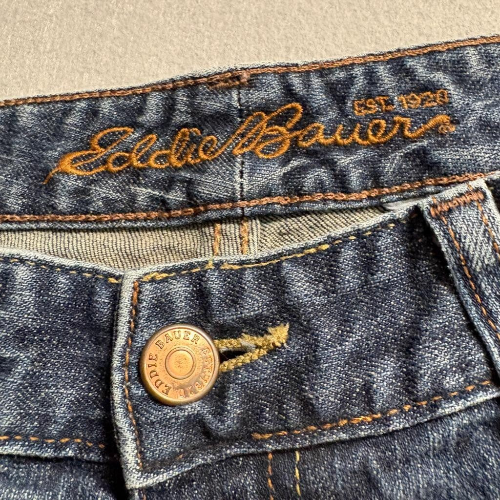 Eddie Bauer Classic Bootcut Jeans Womens 31 Baltic Wash Blue Denim Mid Rise