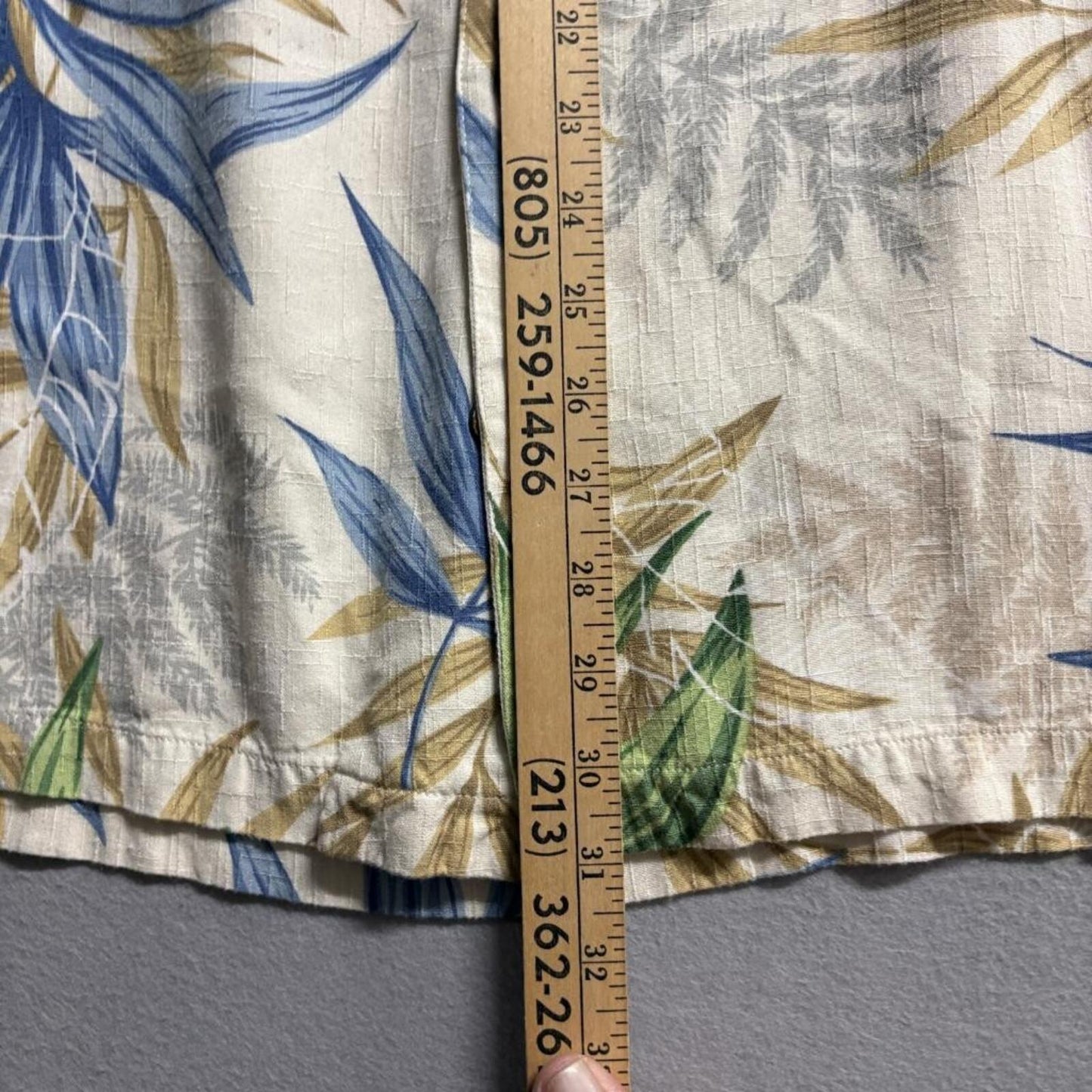 Caribbean Joe Hawaiian Shirt Mens XXL Beige Rayon Tropical Leaf Camp Button Up