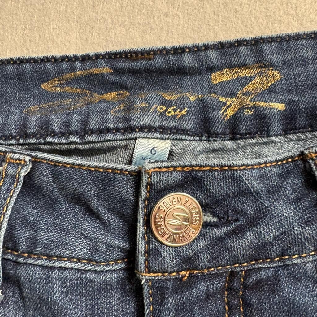 Seven7 Weekend Slim Fit Jeans Womens Size 6 Blue Denim Raw Hem Stretch