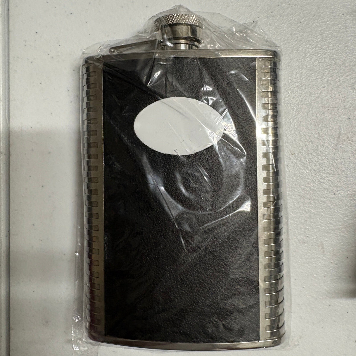 Devonshire Jewelry Co Stainless Steel 8 oz Flask Leather Wrap Crown Logo Boxed