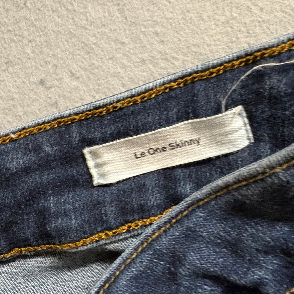 FRAME Le One Skinny Jeans Womens Size 2 Blue Stretch Denim High Rise Flaw