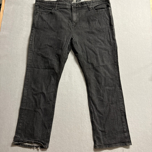 Volcom Solver Modern Straight Jeans Mens 46x30 Black Faded Denim Pants