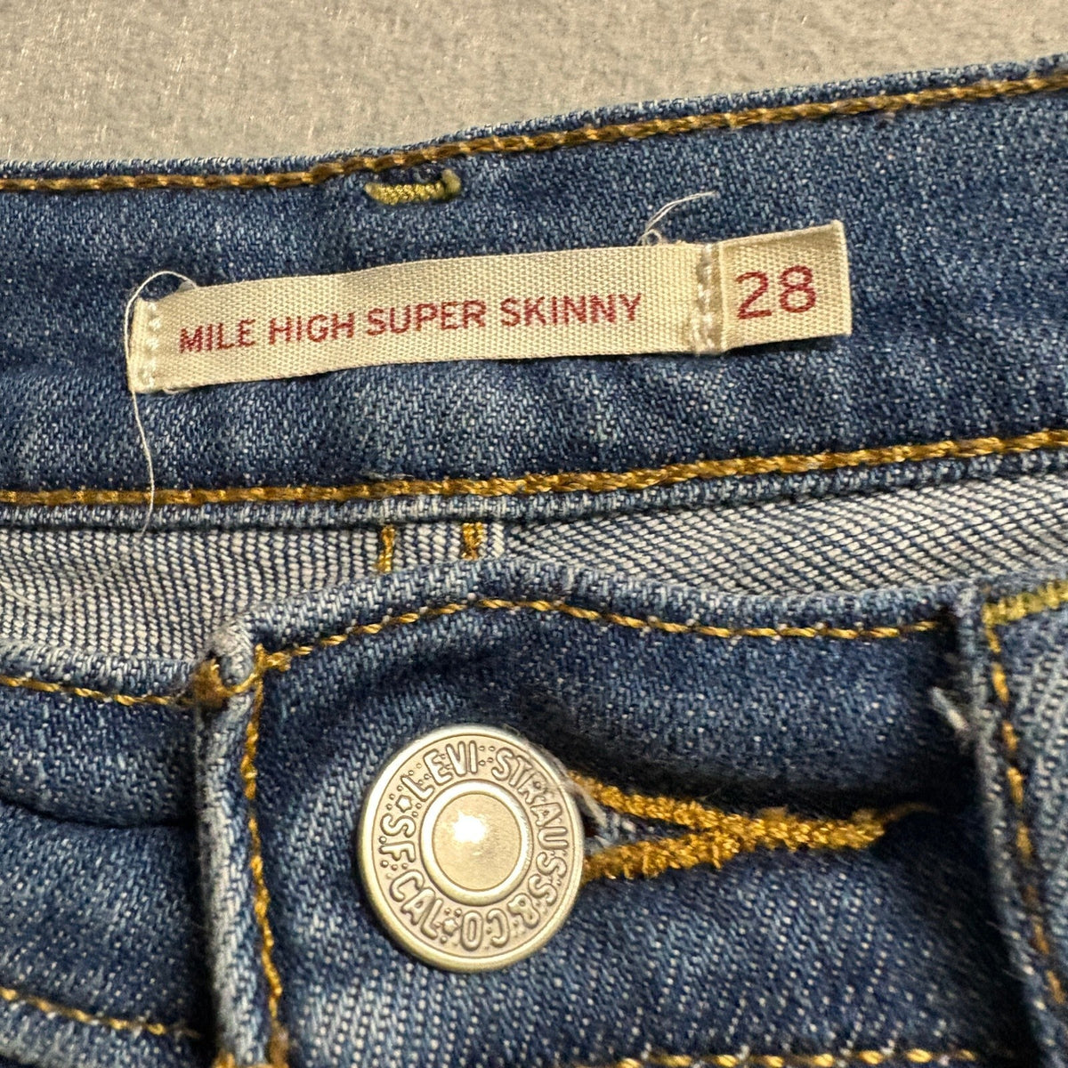 Levi's Mile High Super Skinny Jeans Womens 28 Blue Denim High Rise Stretch