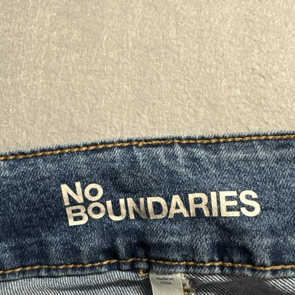 No Boundaries Flare Jeans Womens Size 2 Blue Denim Seamed Front High Rise