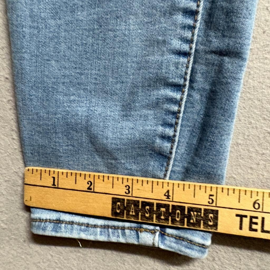 Bold Elements Women Skinny Jeans Size 8 Light Wash Repreve Recycled Denim