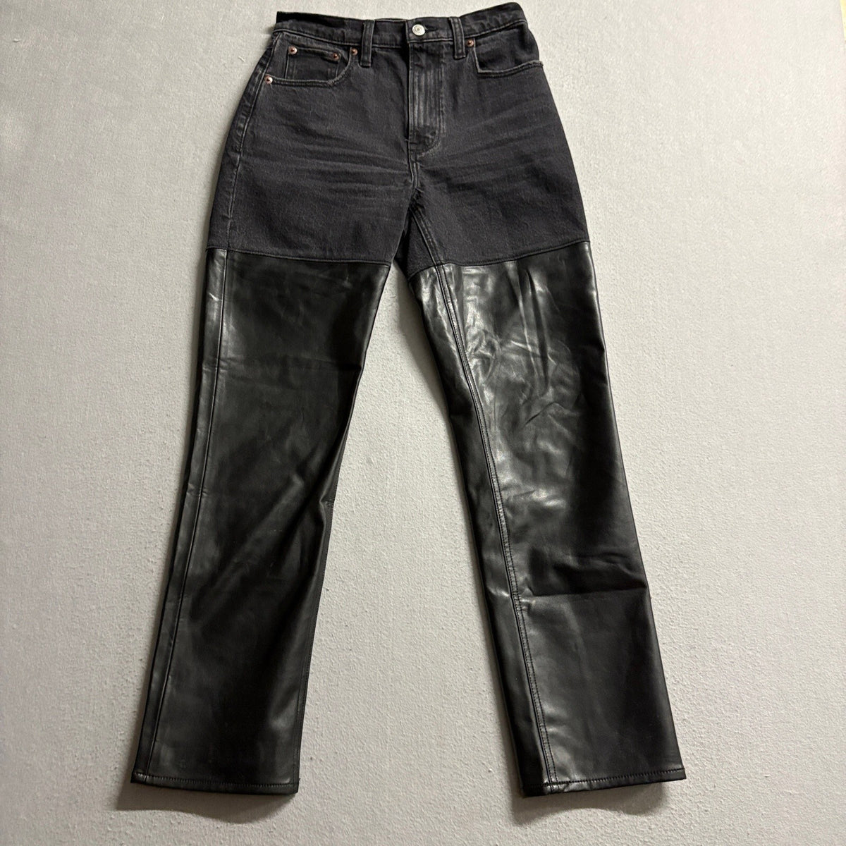 Abercrombie & Fitch 90s Straight Ultra High Rise Faux Leather Denim Jeans 24