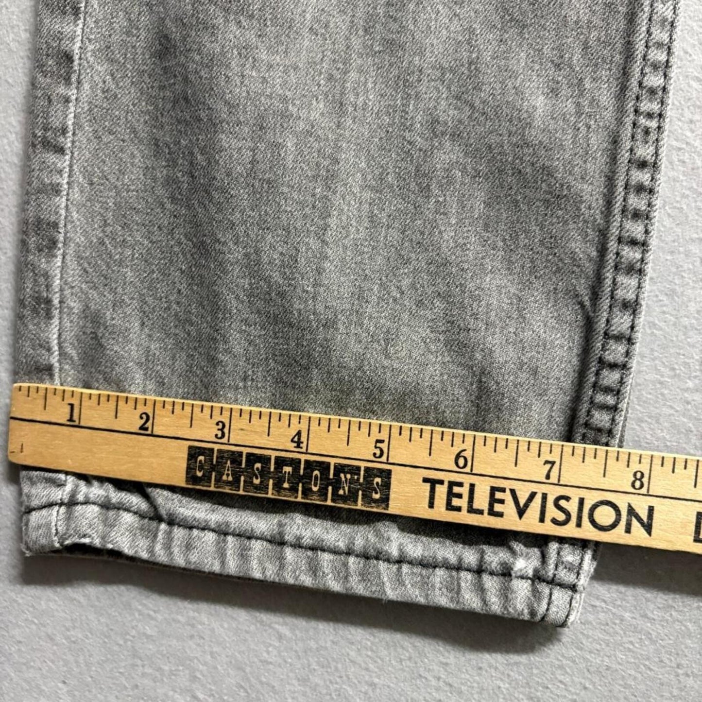 Levi's 514 Straight Leg Jeans Womens 29x30 Gray Denim Cotton Blend