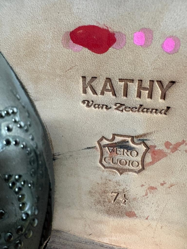 Kathy Van Zeeland Suede Studded Western Mule Heels Beige Pointed Toe Size 7.5