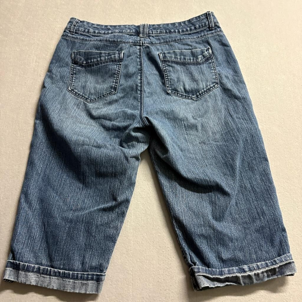 Gloria Vanderbilt Skimmer Denim Shorts Womens 10 Blue Cuffed Capri Bermuda