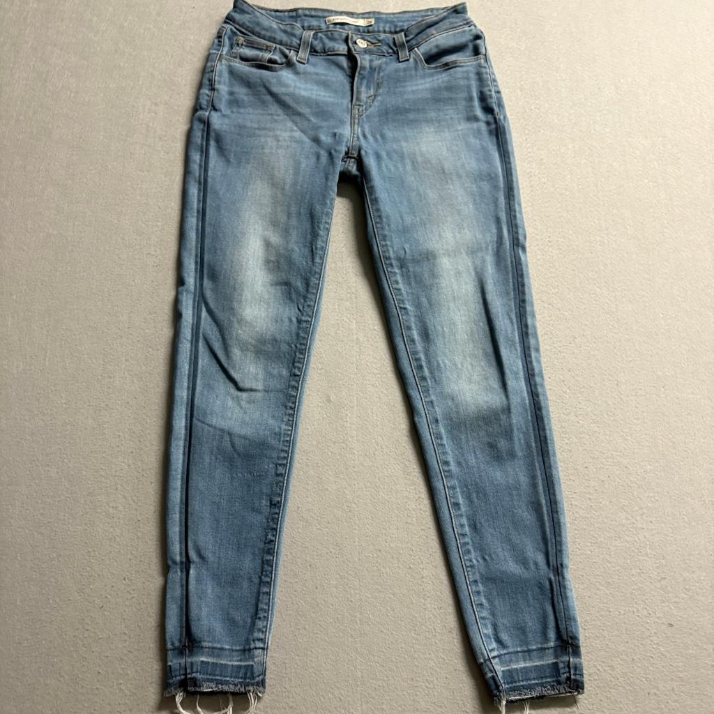 Levis 535 Super Skinny Jeans Womens 26 Blue Denim Raw Hem Stretch