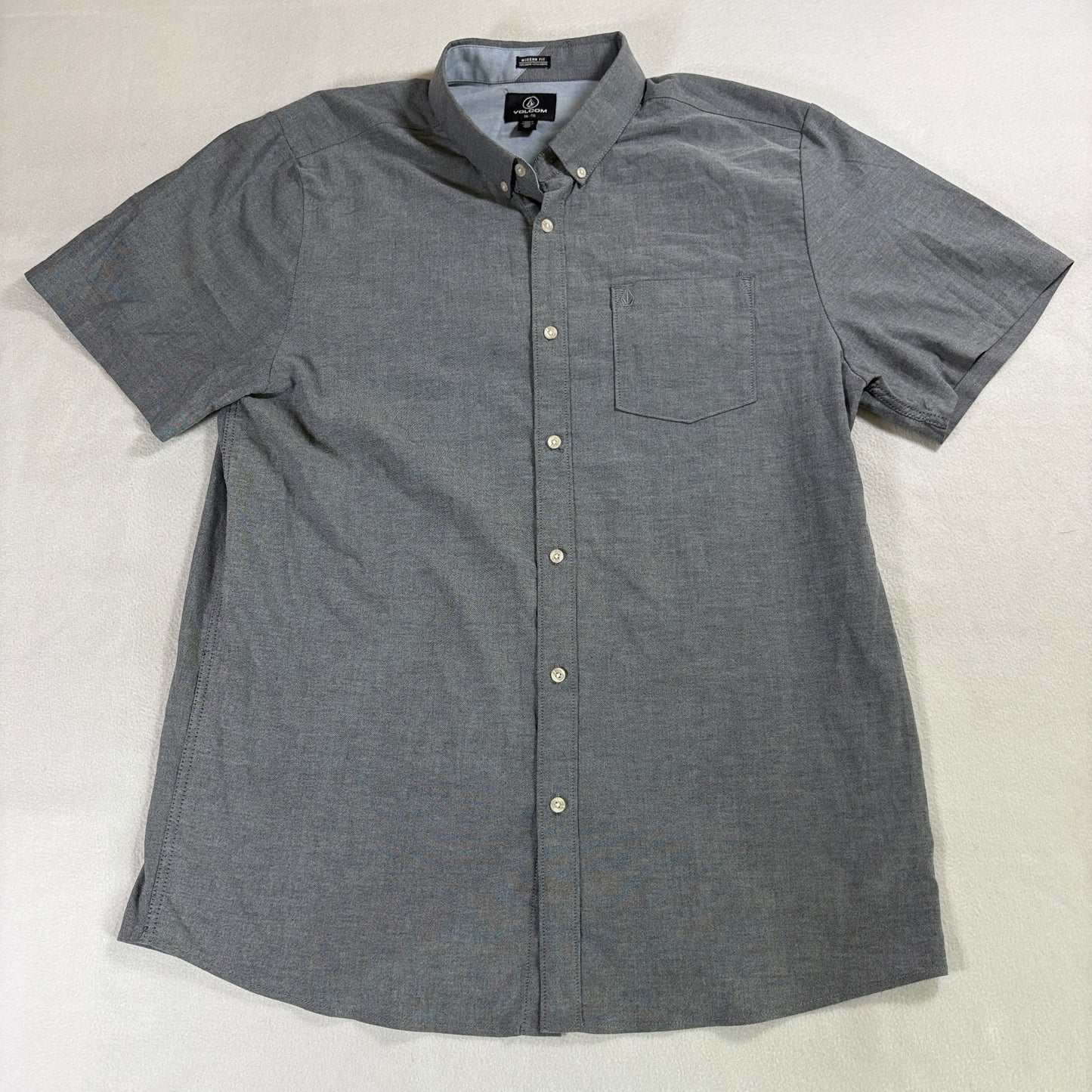 Volcom Shirt Men XXL Gray Button Up Short Sleeve Modern Fit Skate Casual Pocket