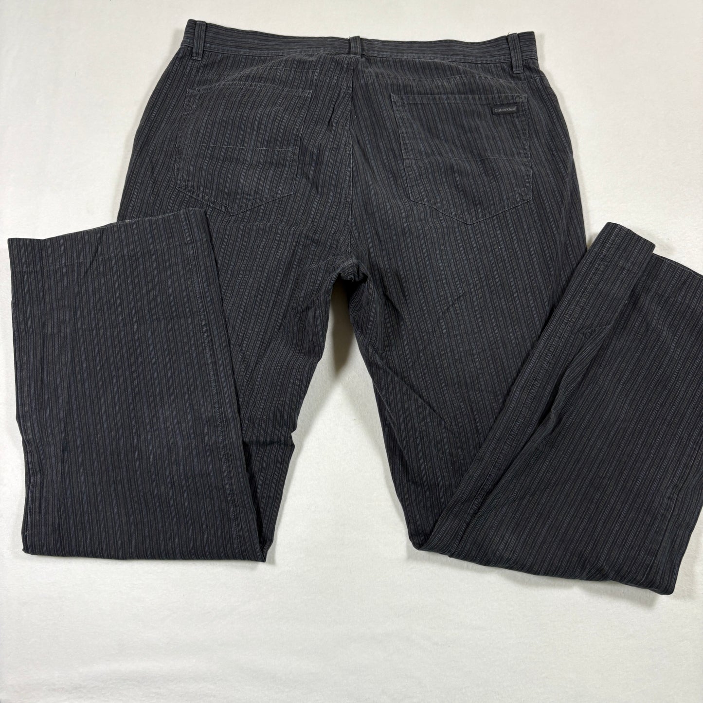 Calvin Klein mens pants size 34x32 black gray pinstripe Y2K vintage straight