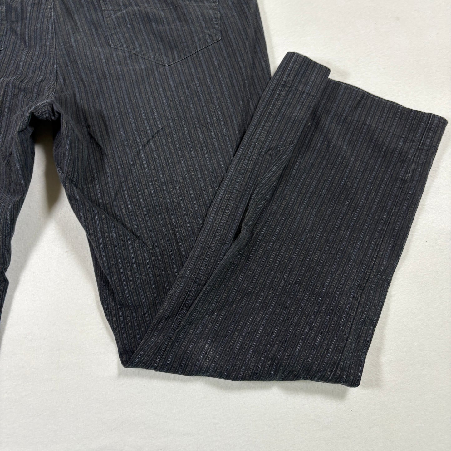 Calvin Klein mens pants size 34x32 black gray pinstripe Y2K vintage straight