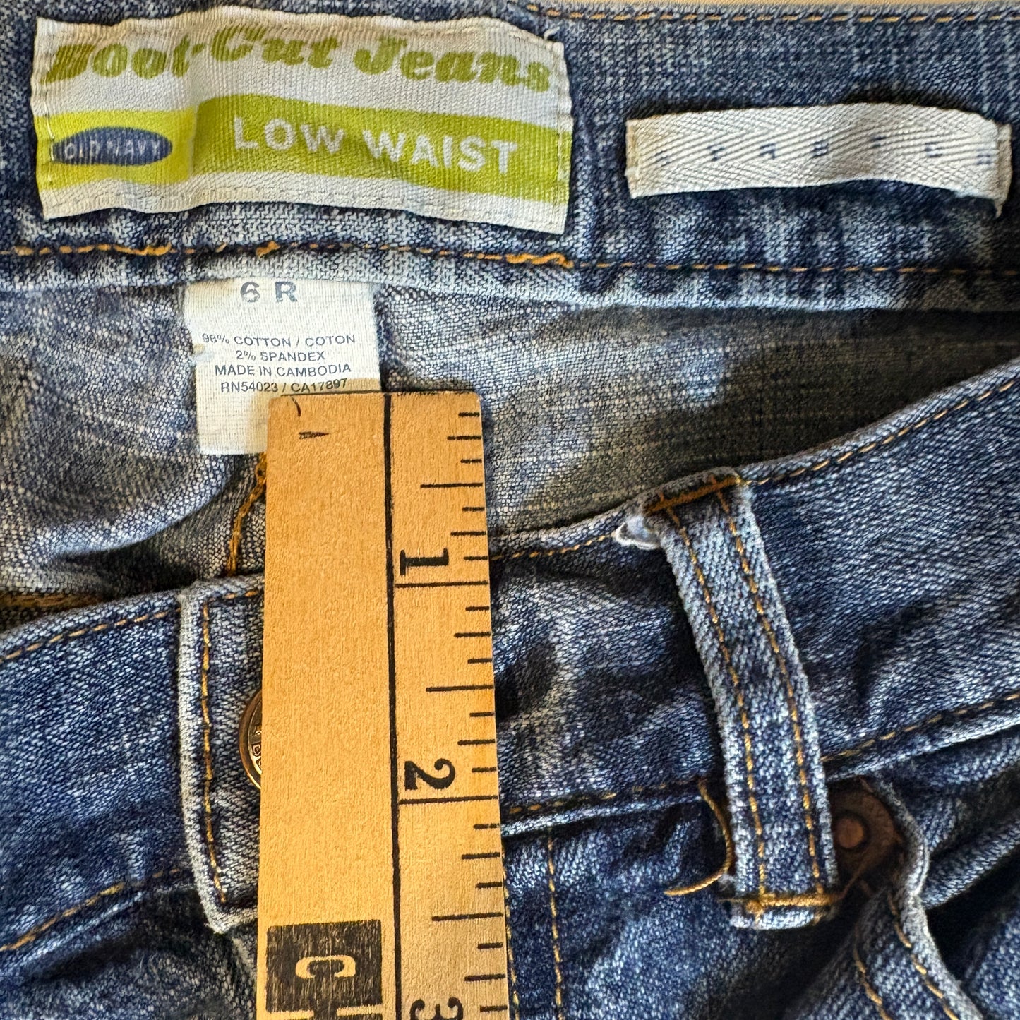 Old Navy Bootcut Jeans Women’s 6R Low Waist Blue Stretch Denim Y2K Style