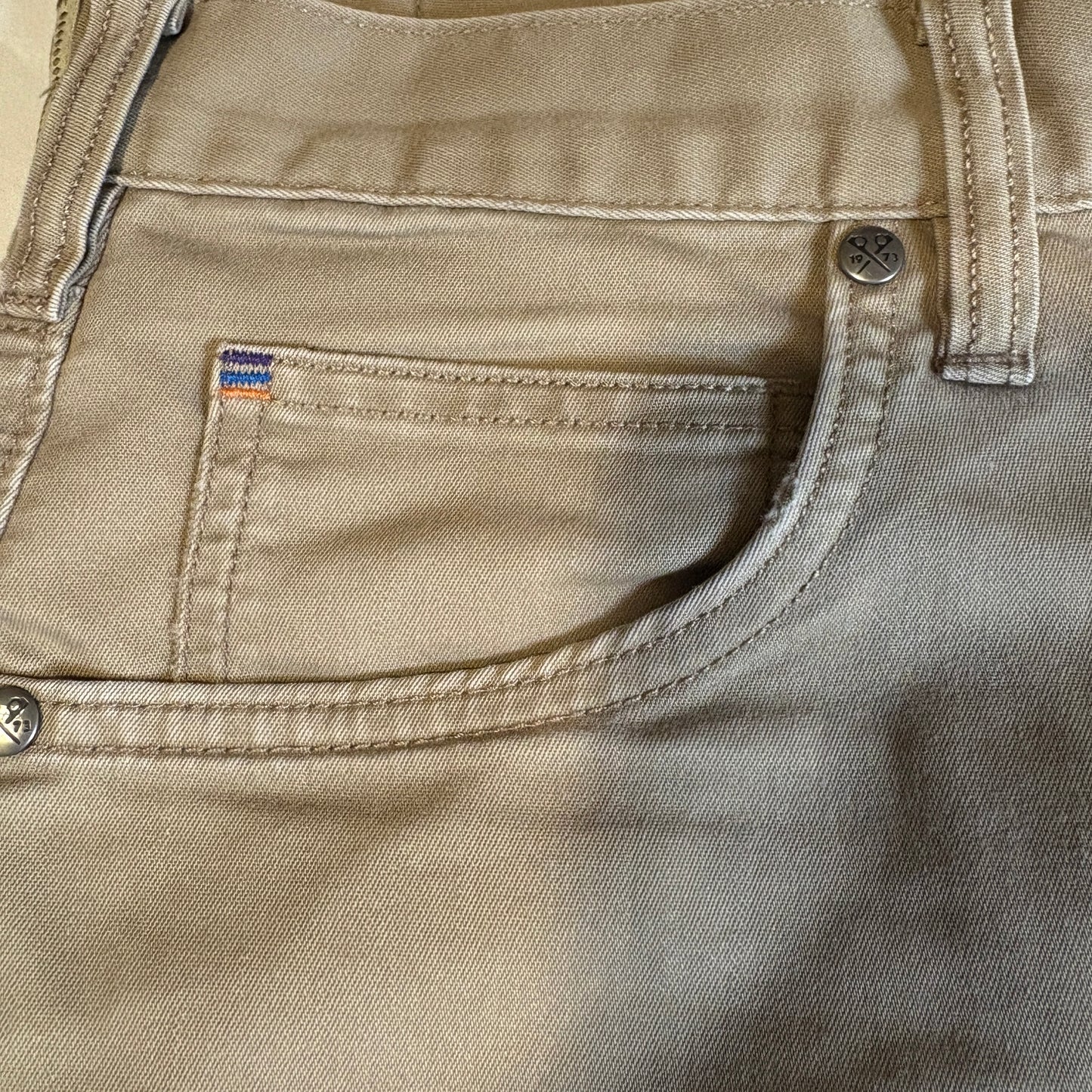 Patagonia Mens Pants 31x32 Khaki Casual Straight Leg Organic Cotton Workwear