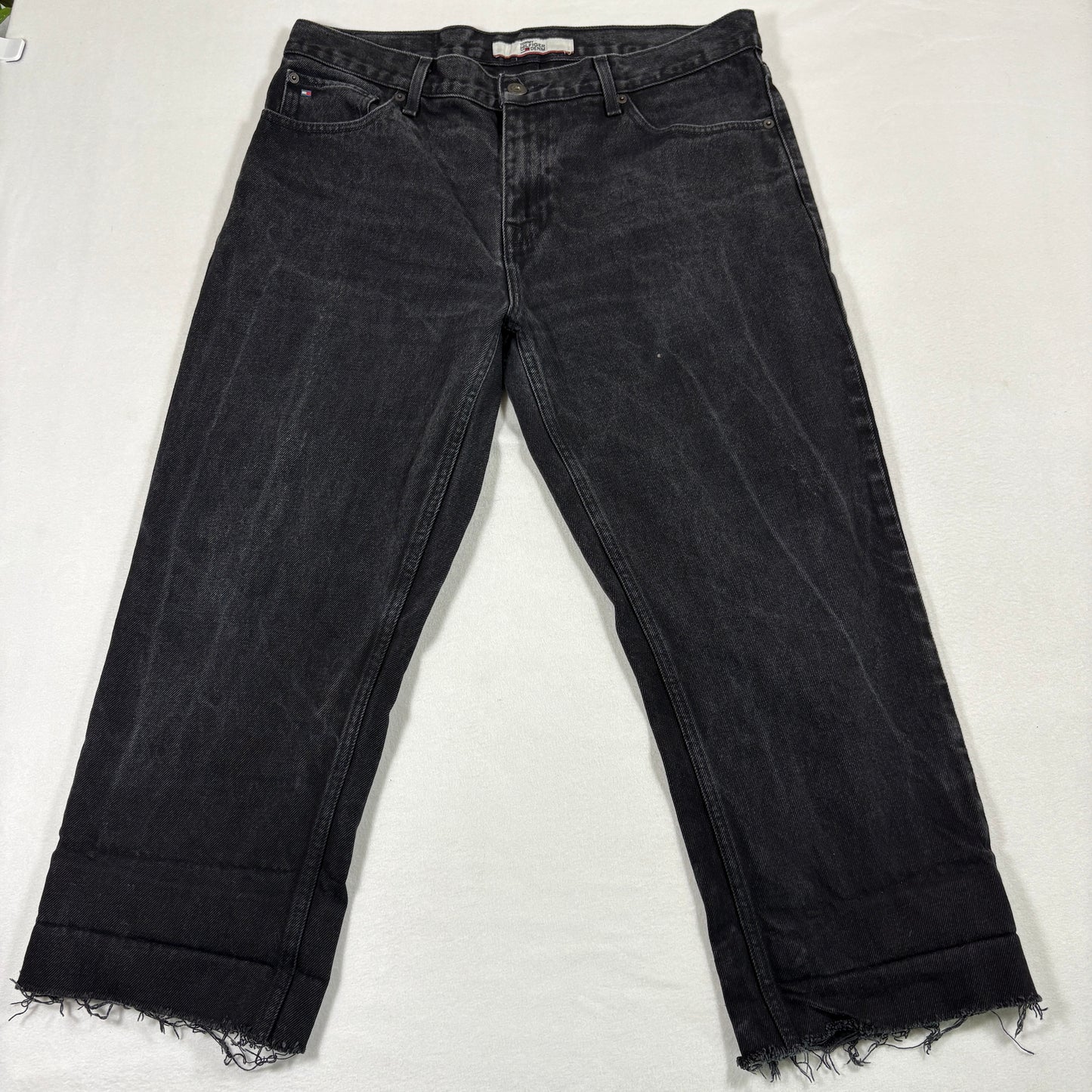 Tommy Hilfiger mens jeans size 34x30 black straight leg denim Y2K vintage grunge