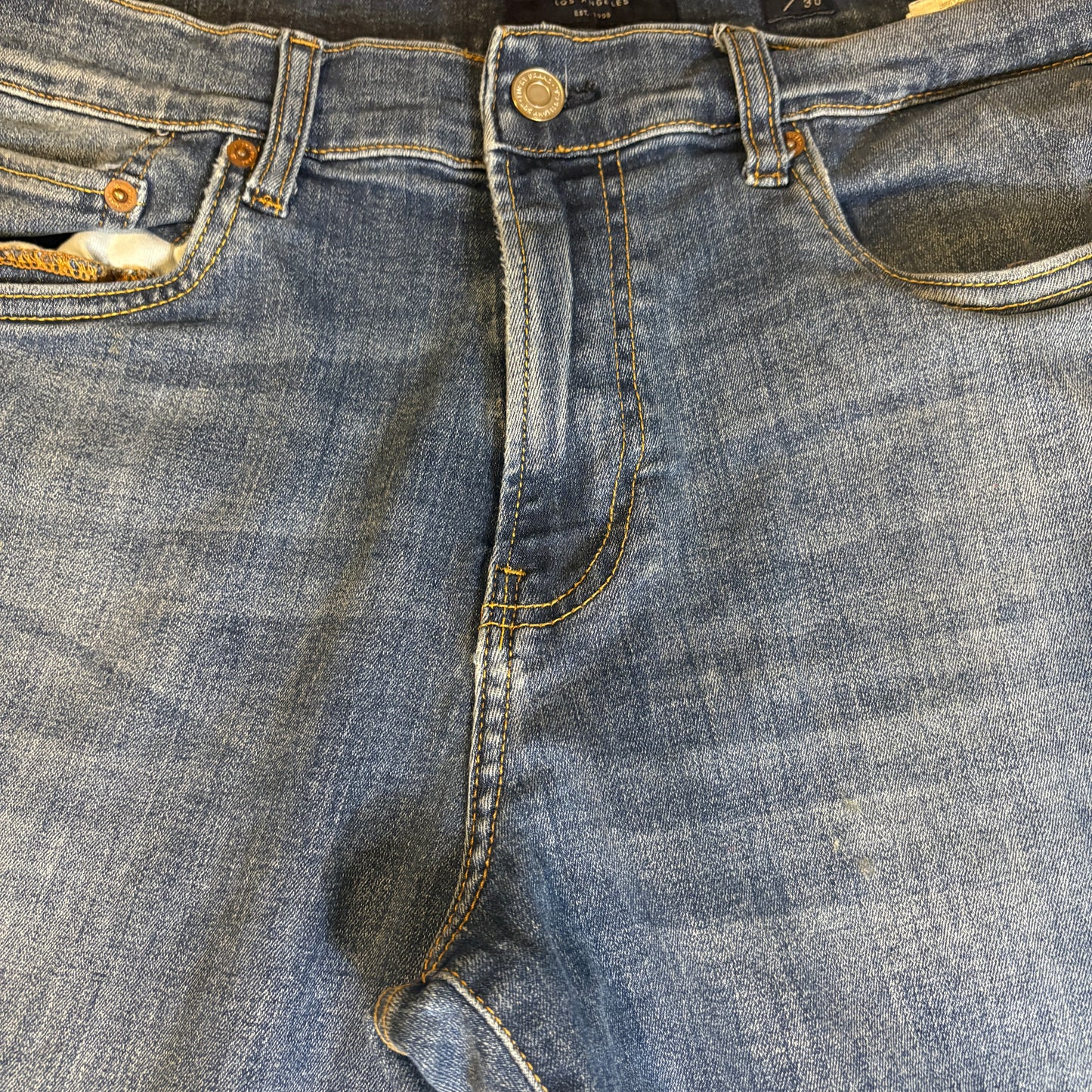 Lucky Brand Jeans Men’s 36x30 Blue Denim Straight Leg Distressed Paint Stain Work