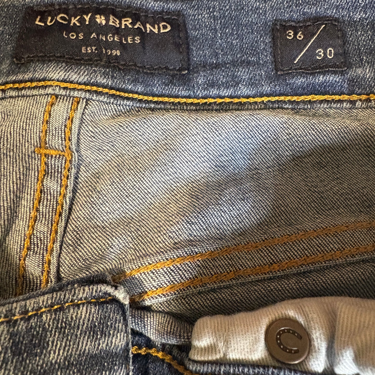 Lucky Brand Jeans Men’s 36x30 Blue Denim Straight Leg Distressed Paint Stain Work