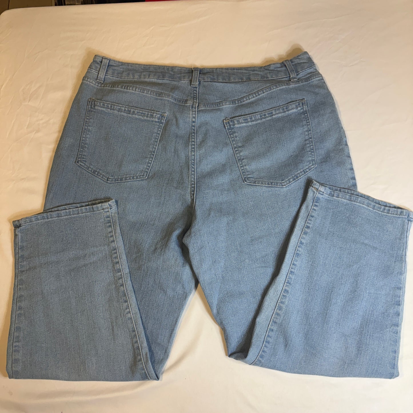 No Boundaries Jeans Women’s 19 Baggy Light Wash High Rise Straight Leg Stretch